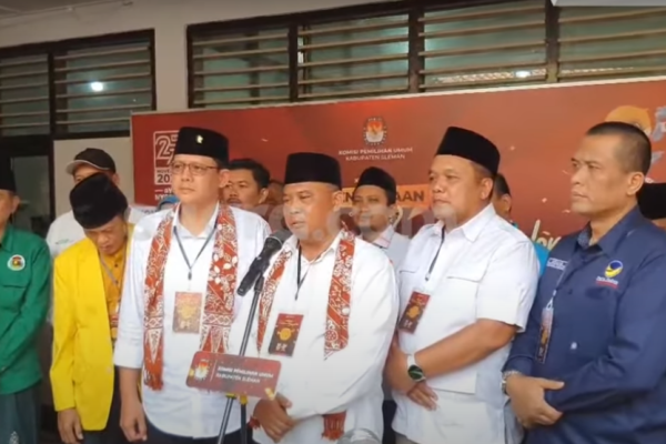 Harda Kiswaya dan Danang Maharsa Daftar Pemilihan Bupati Sleman