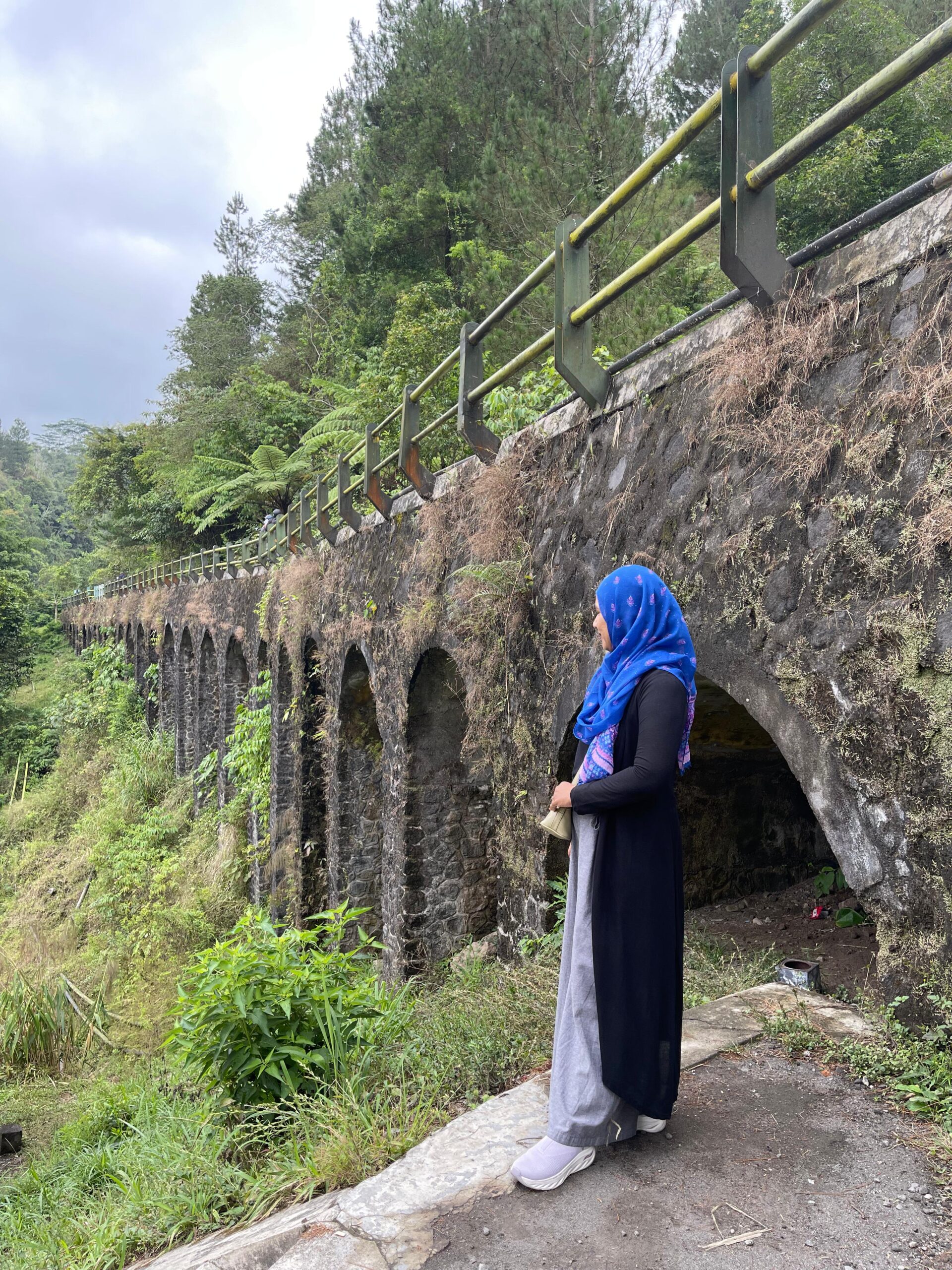 jembatan wisata camping plunyon kalikuning jogja