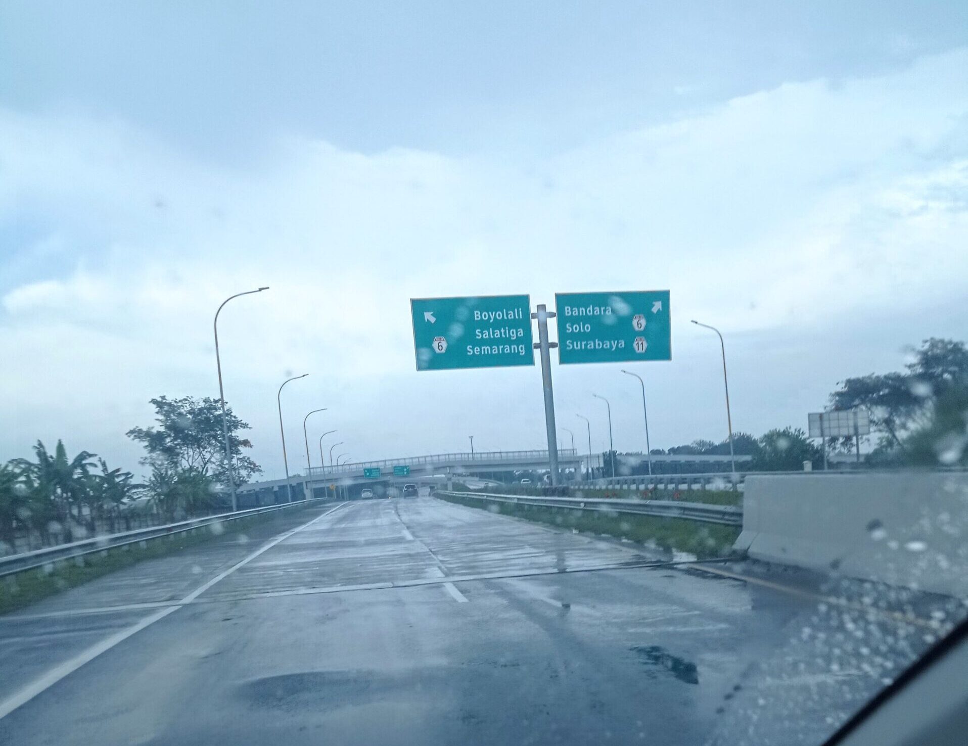 macet tol jogja solo